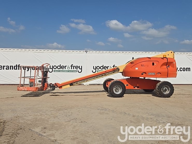 2008-jlg-400s-image-2