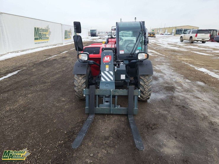 2025-magni-th-3.6-d5/d-3000-kg-telehandlers-image-9