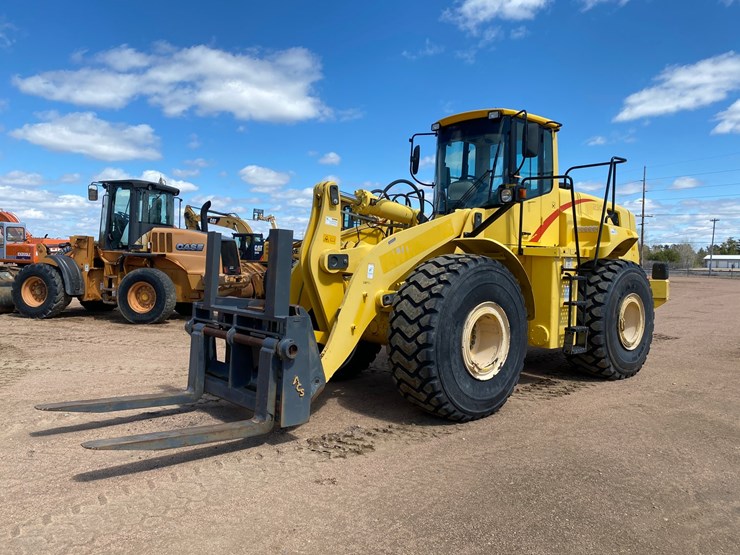 2005-new-holland-lw230b-image-1