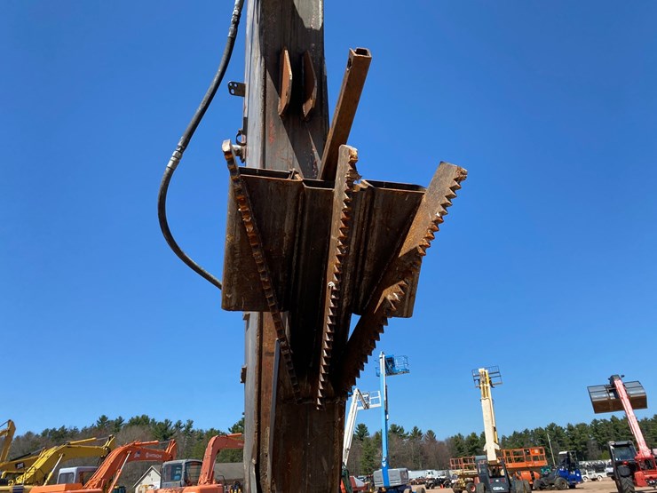 1996-akerman-ew200-image-11