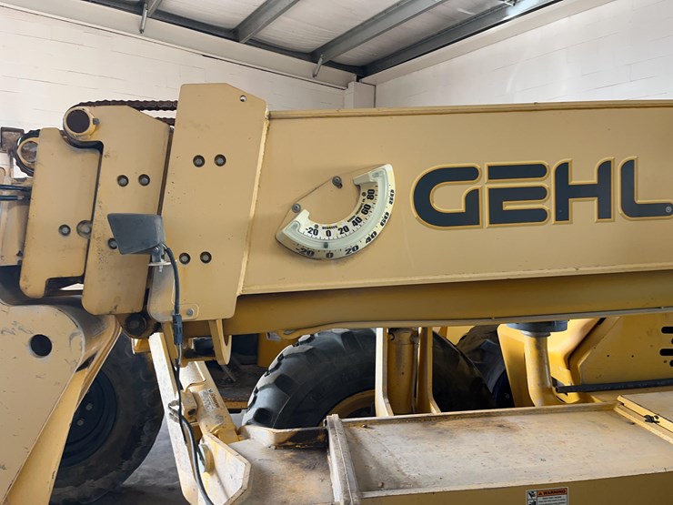 gehl-883-image-52