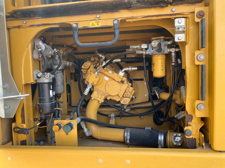2014-caterpillar-324el-image-35