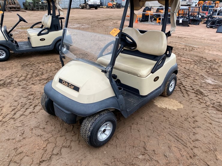 #1583-•-club-car-electric-golf-cart-with-charger-image-14