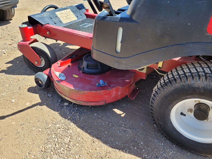 toro-mx-4260-zero-turn-mower-image-11