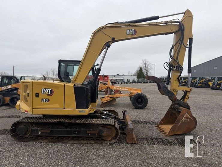 2022-caterpillar-310-image-3
