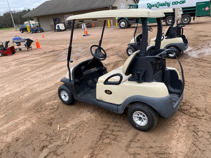 #1579-•-club-car-electric-golf-cart-with-charger-image-9