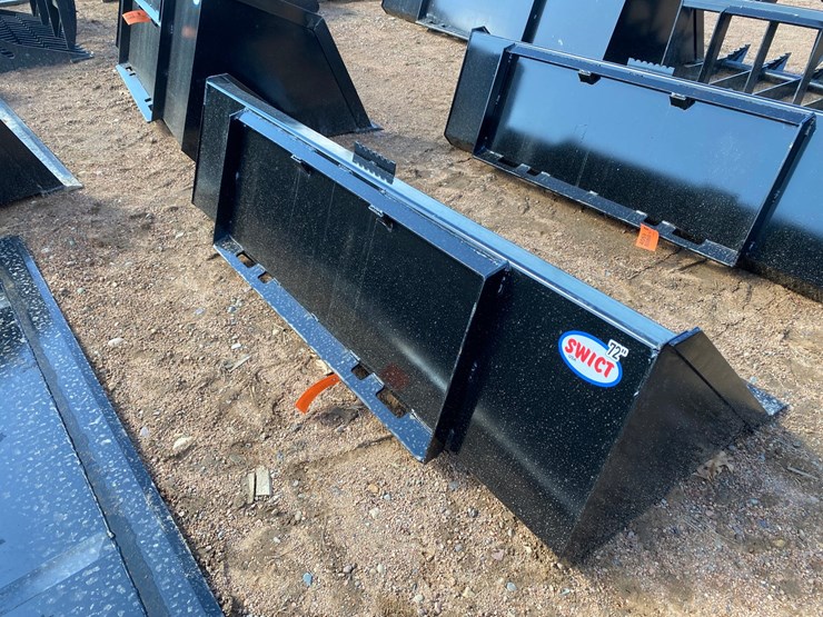 #4058-•-swict-72"-skid-steer-bucket-image-7