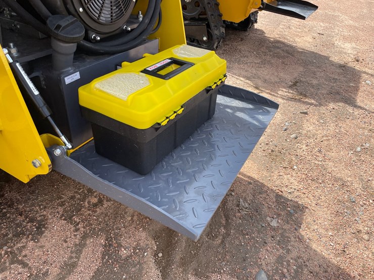 #5576-•-landhonor-lhr-t460k1-mini-skid-steer-image-5