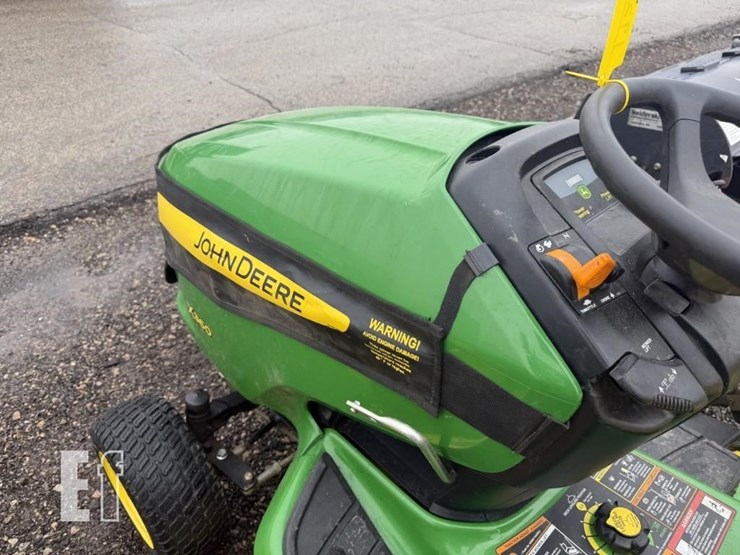 2011-john-deere-x360-image-17