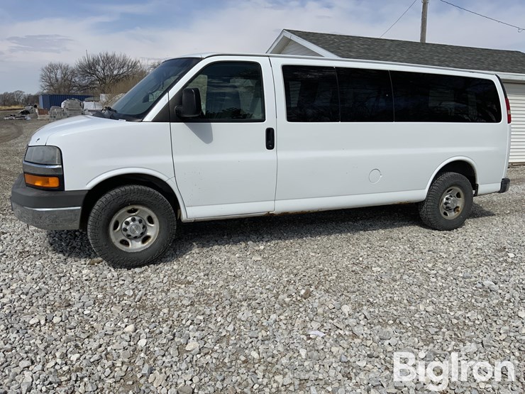 2008-chevrolet-express-g3500-image-1