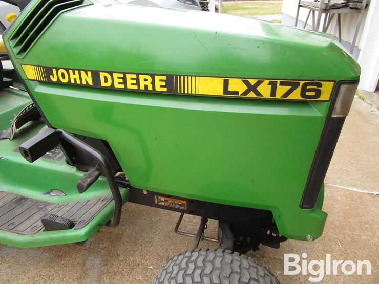 john-deere-lx176-image-15