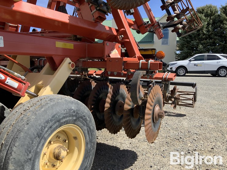 2011-kuhn-krause-excelerator-8000-image-16
