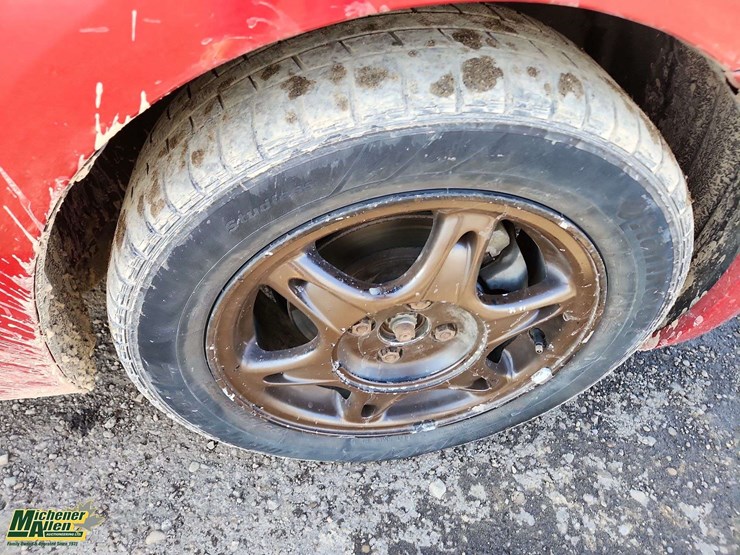 non-operable-2008-toyota-yaris-sport-4dr-sedan-4a-image-31