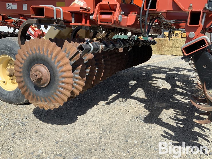 2011-kuhn-krause-excelerator-8000-image-19