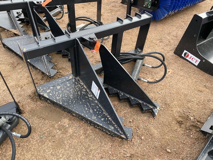 #4138-•-jct-hydraulic-tree-puller-attachment-image-3