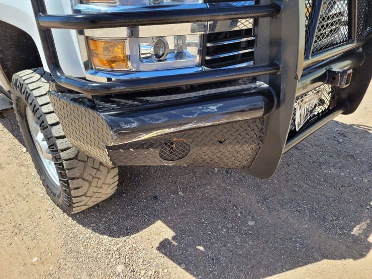 2016-chevrolet-silverado-2500-image-3