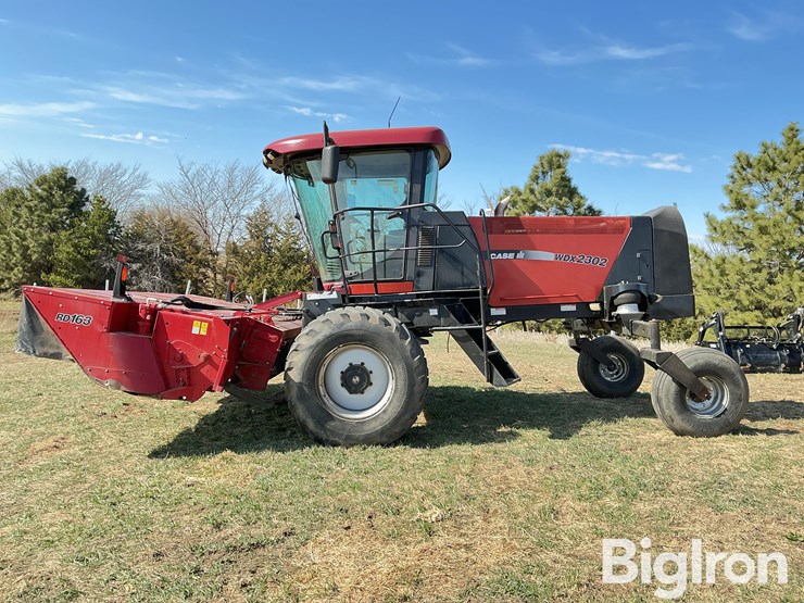 2006-case-ih-wdx2302-image-8