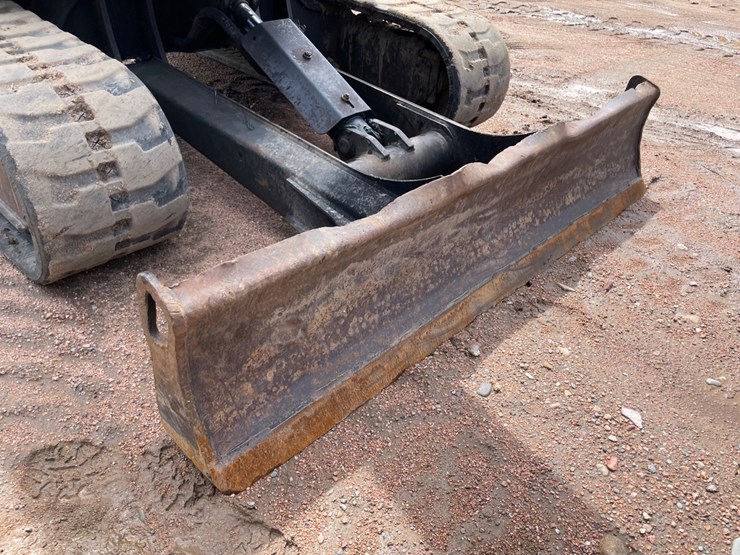 2020-bobcat-e32i-image-7