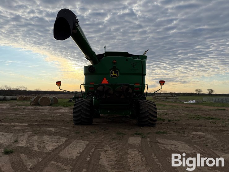 2018-john-deere-s790-image-6
