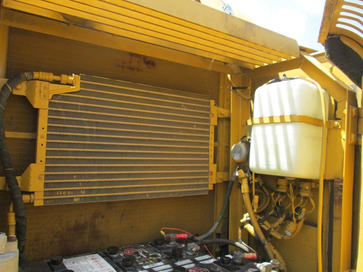 deere-200-lc-image-22