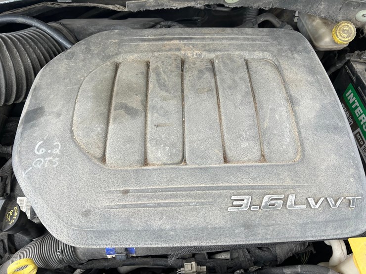 2013-dodge-caravan-image-27