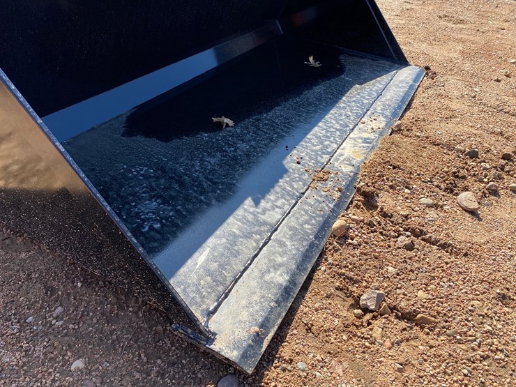 #4059-•-swict-66"-skid-steer-bucket-image-8