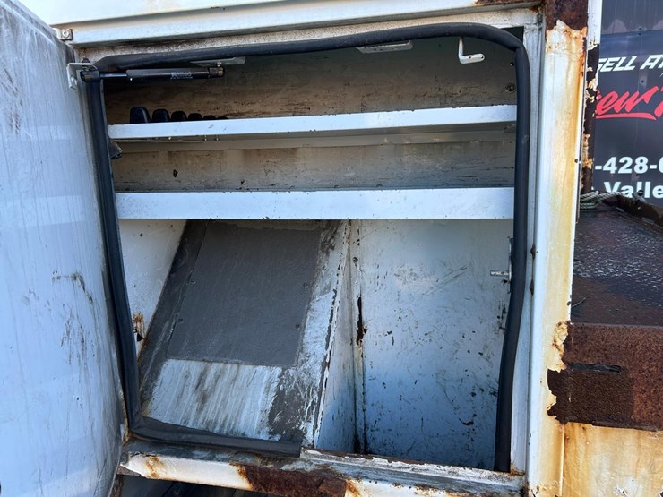 2016-international-durastar-4300-image-22