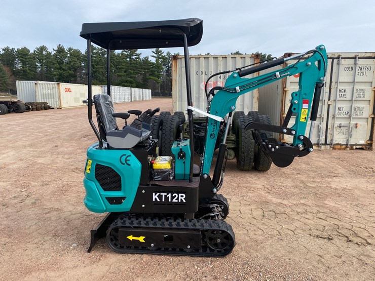 #5555-•-2026-cfg-kt12r-mini-excavator-image-4