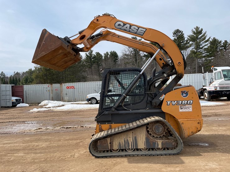 2012-case-tv380-image-44