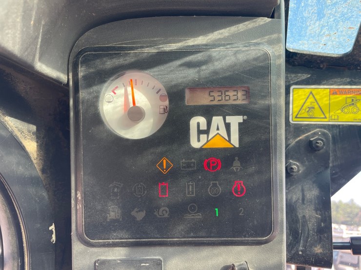 caterpillar-246c-image-35