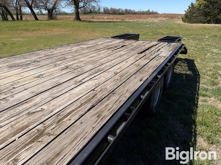 2013-pj-flatbed-image-16