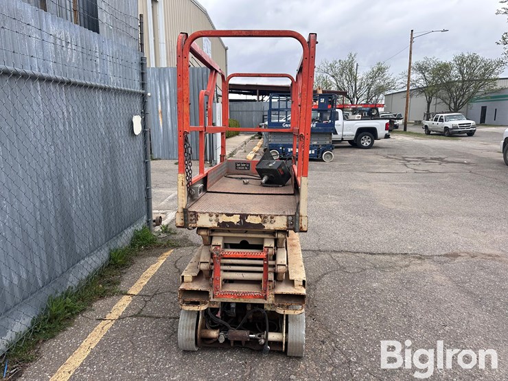 jlg-1932e2-image-4