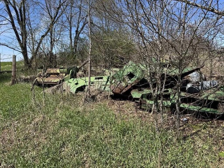 large-lot-of-scrap-machinery/vehicles-image-34