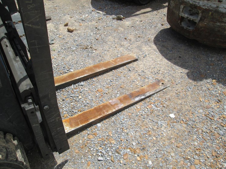 2005-komatsu-fg25st-14-image-8