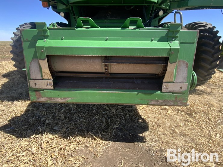 2006-john-deere-9760-sts-image-11