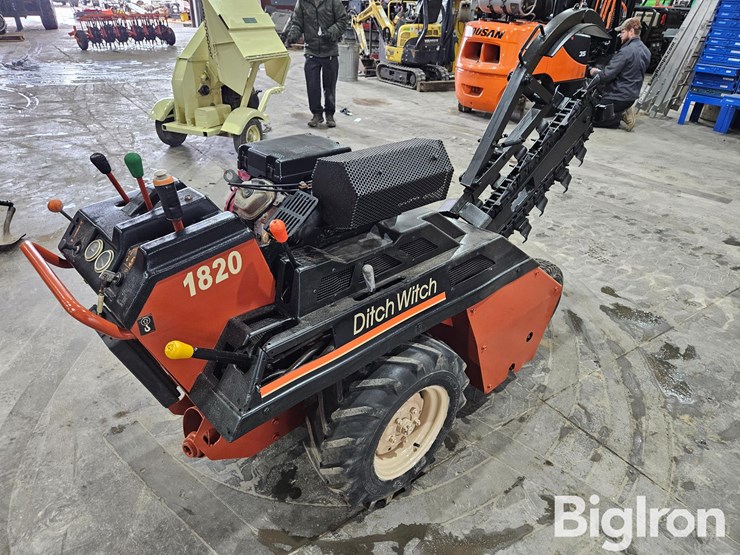 2002-ditch-witch-1820h-image-5