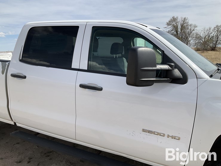 2015-chevrolet-silverado-2500-image-12