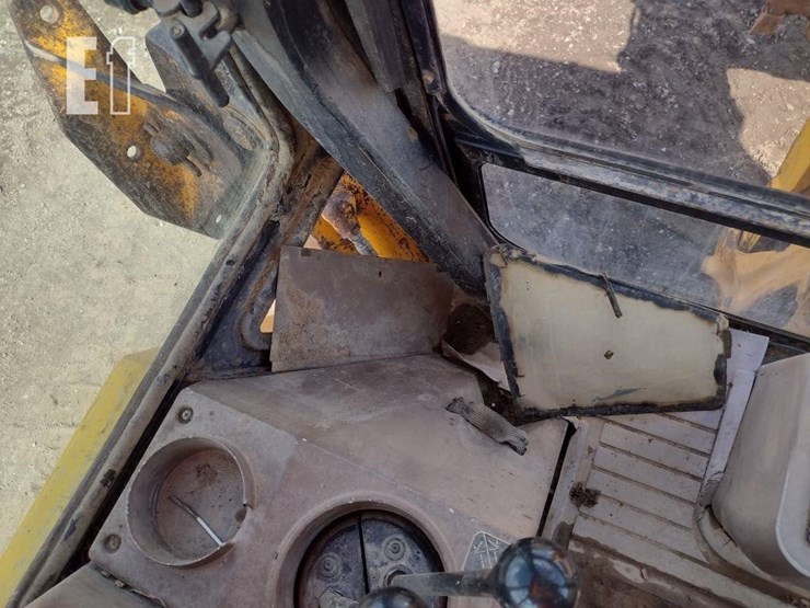 1991-deere-310d-image-10