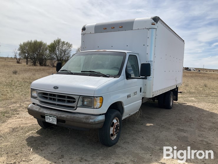 2000-ford-e350-image-1