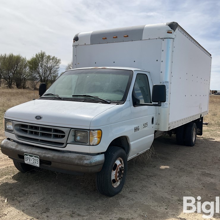 2000 FORD E350
