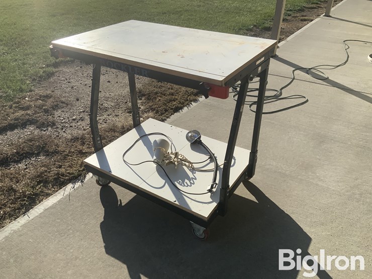 rockler-table-image-5