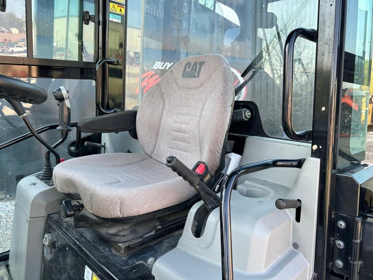 2017-caterpillar-903c2-image-19