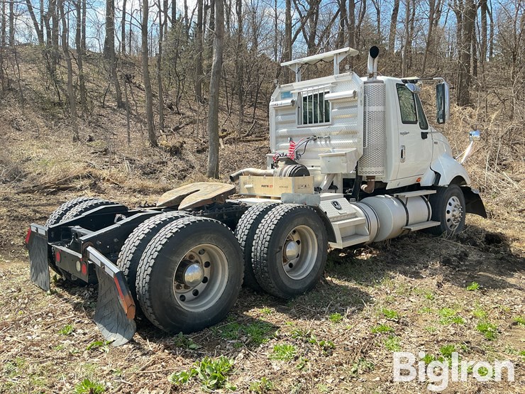 2013-international-prostar-image-5