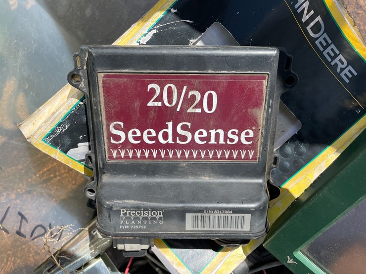 john-deere-7200-image-67