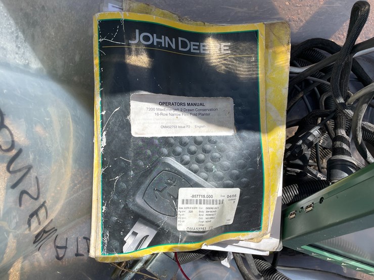 john-deere-7200-image-66