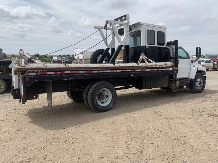 2005-chevrolet-kodiak-c6500-image-2