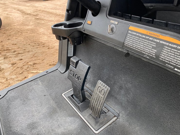 #1579-•-club-car-electric-golf-cart-with-charger-image-20