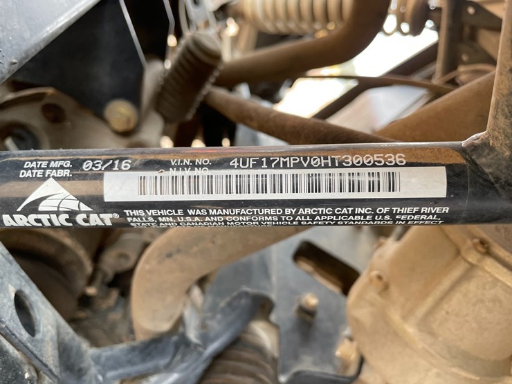 2017-arctic-cat-700-image-18
