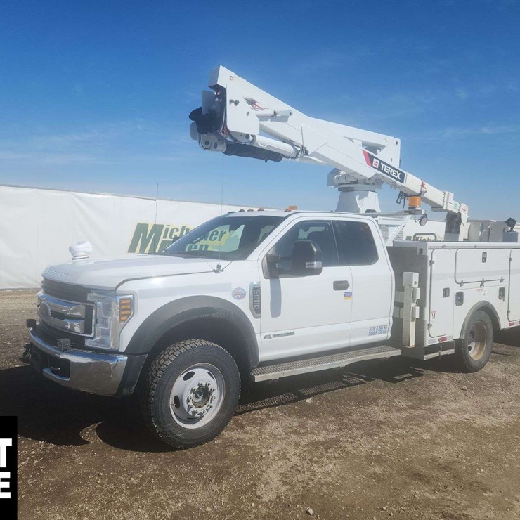 2019 FORD F550