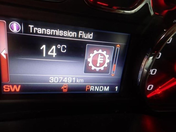 2016-gmc-2500hd-image-18